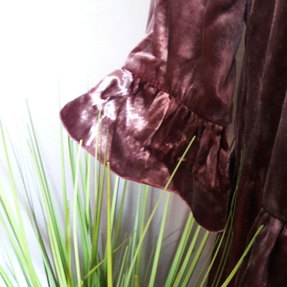 Gymboree Holiday Velvet Dress - Picture 3 of 7